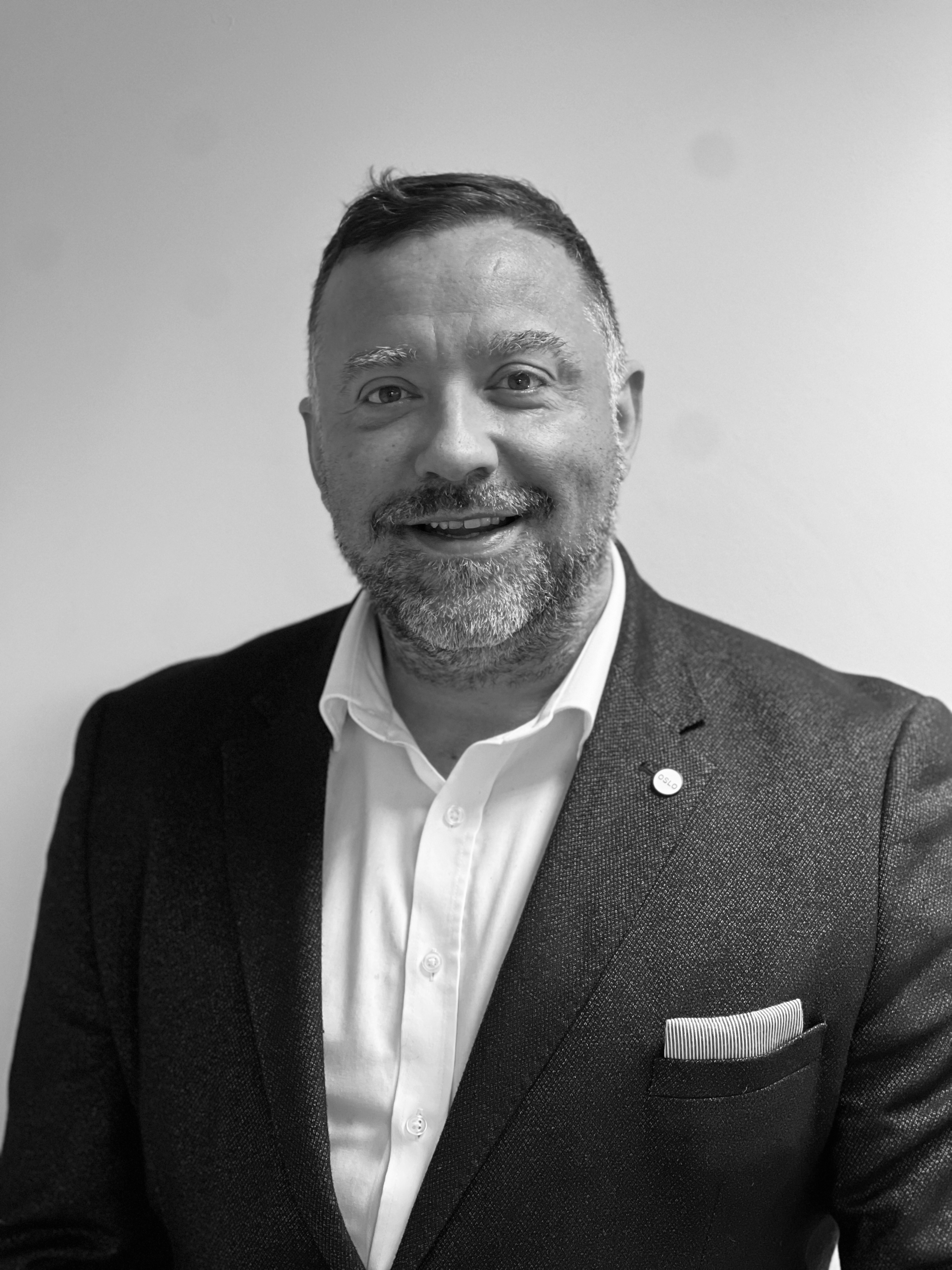 Andrew  Diamond  Profile